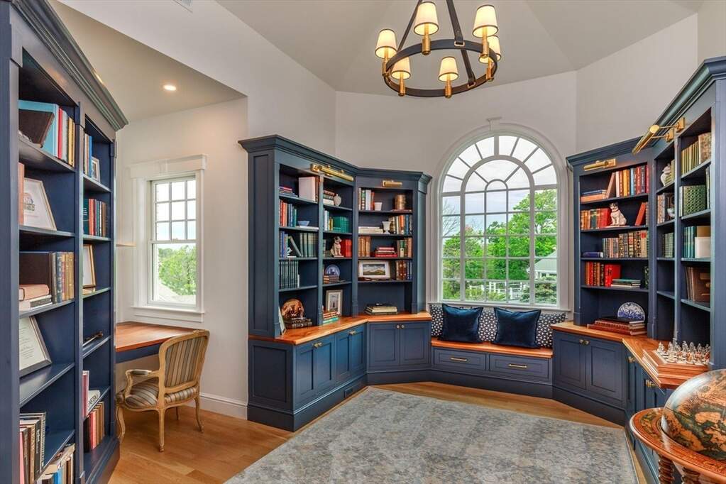 4 Bedroom Single Family Home/House's Image 20