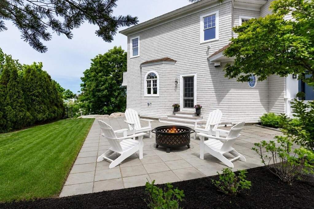 4 Bedroom Single Family Home/House's Image 34