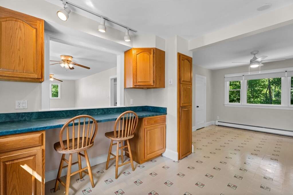 4 Bedroom Single Family Home/House's Image 22