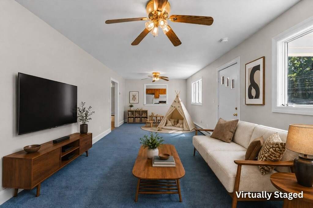 4 Bedroom Single Family Home/House's Image 5