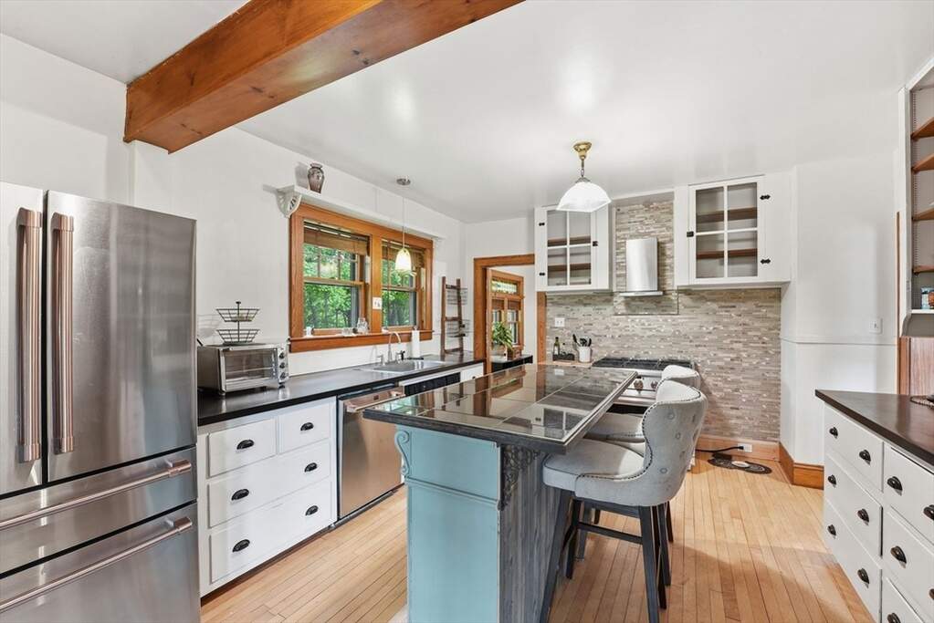 4 Bedroom Farm/Ranch/Plantation's Image 8