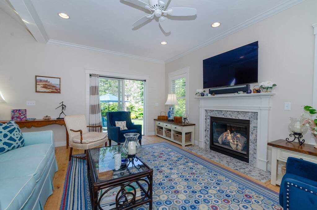 3 Bedroom Single Family Home/House's Image 7