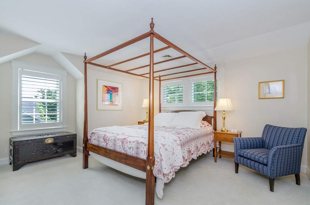 3 Bedroom Single Family Home/House's Image 12