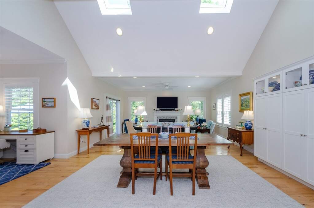 3 Bedroom Single Family Home/House's Image 4