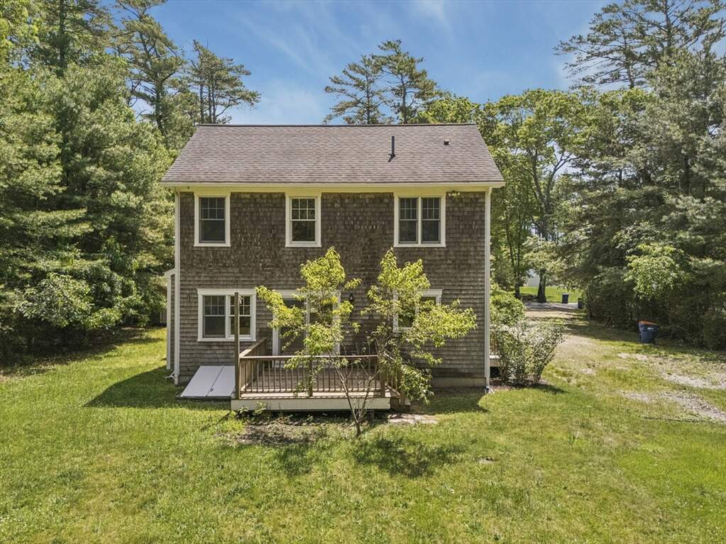 4 Bedroom Single Family Home/House's Image 20