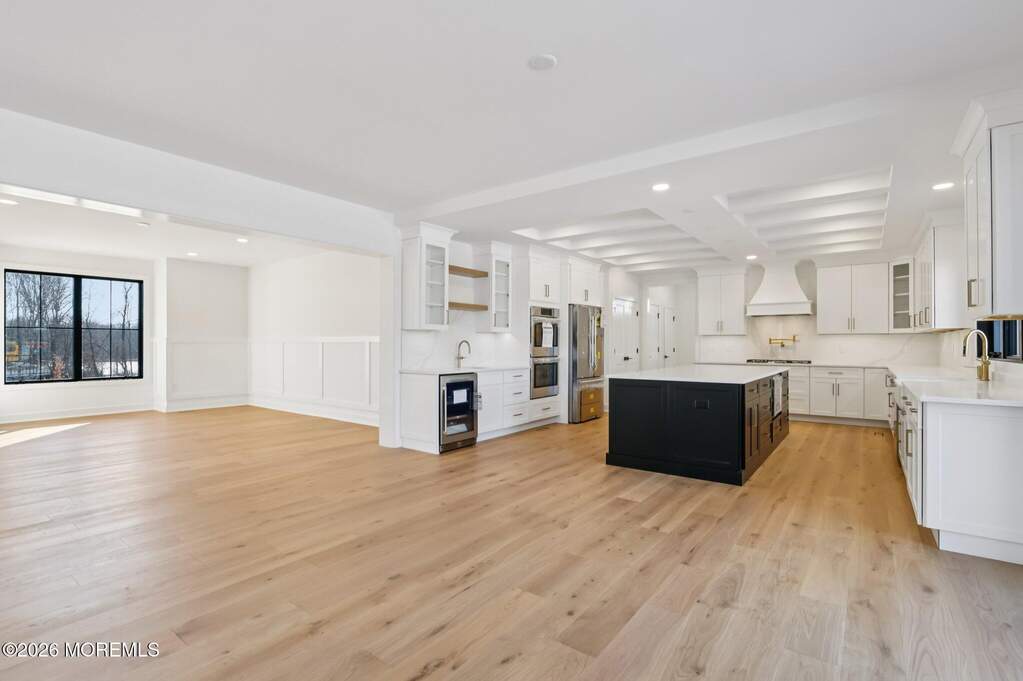 5 Bedroom Single Family Home/House's Image 25
