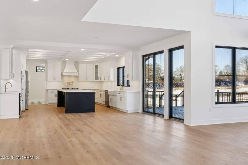 5 Bedroom Single Family Home/House's Image 29