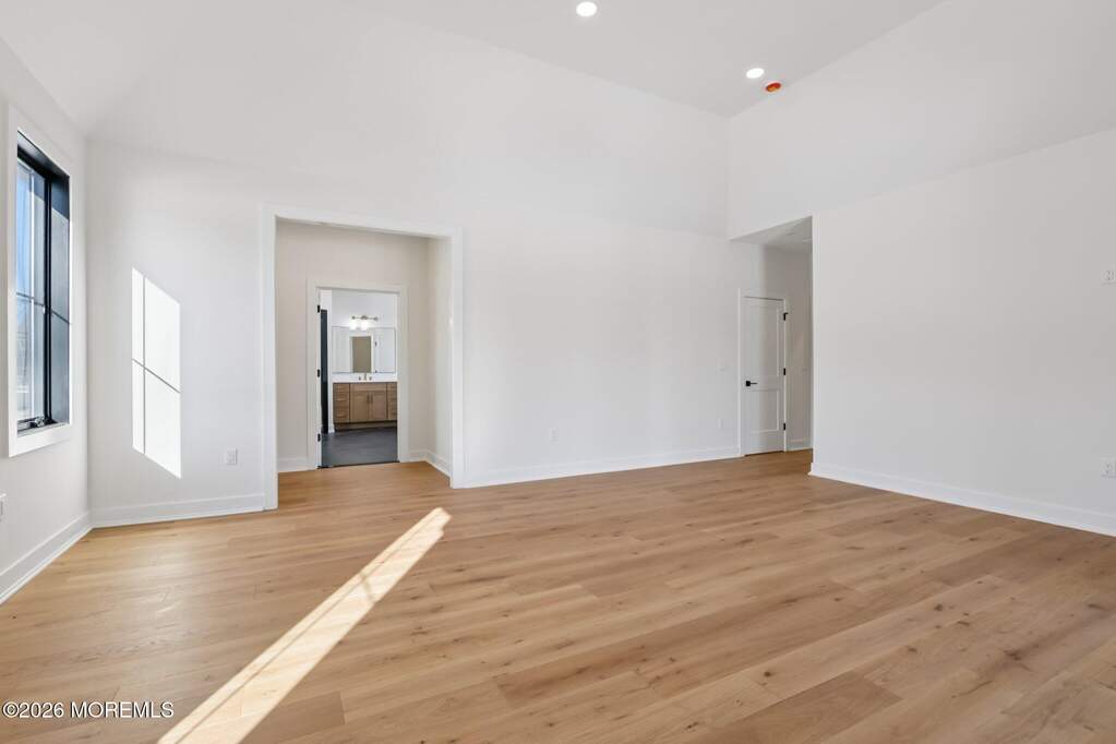 5 Bedroom Single Family Home/House's Image 35