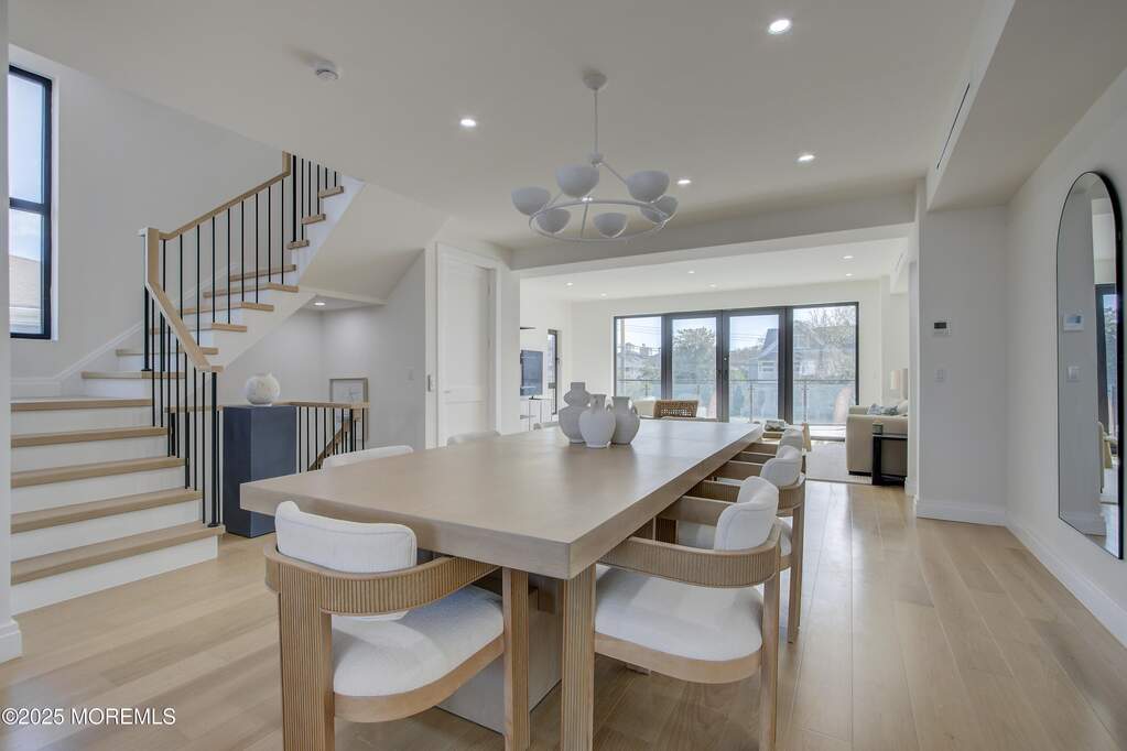 3 Bedroom Villa/Townhouse's Image 9