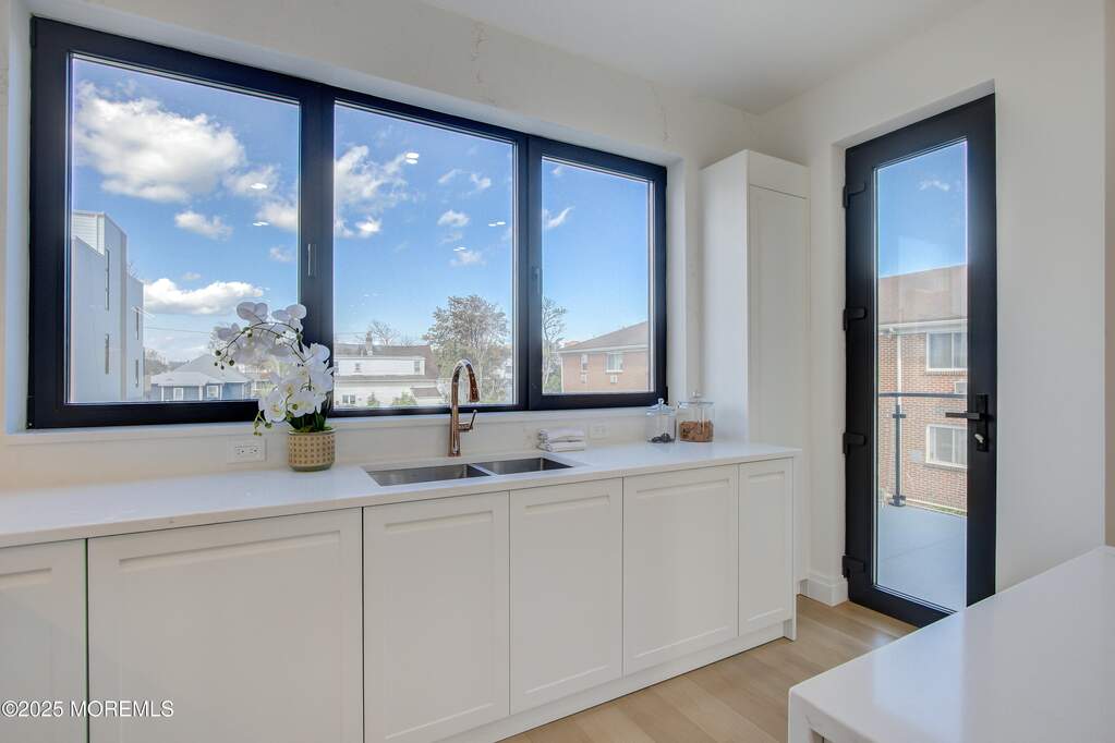 3 Bedroom Villa/Townhouse's Image 12