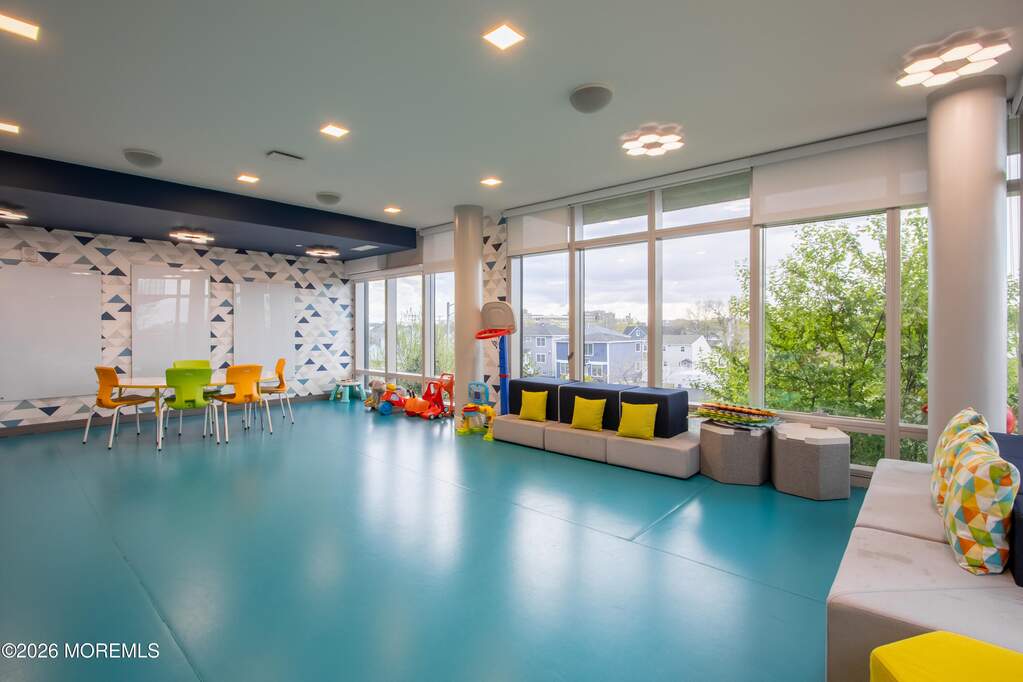 1 Bedroom Apartment/Flat's Image 23