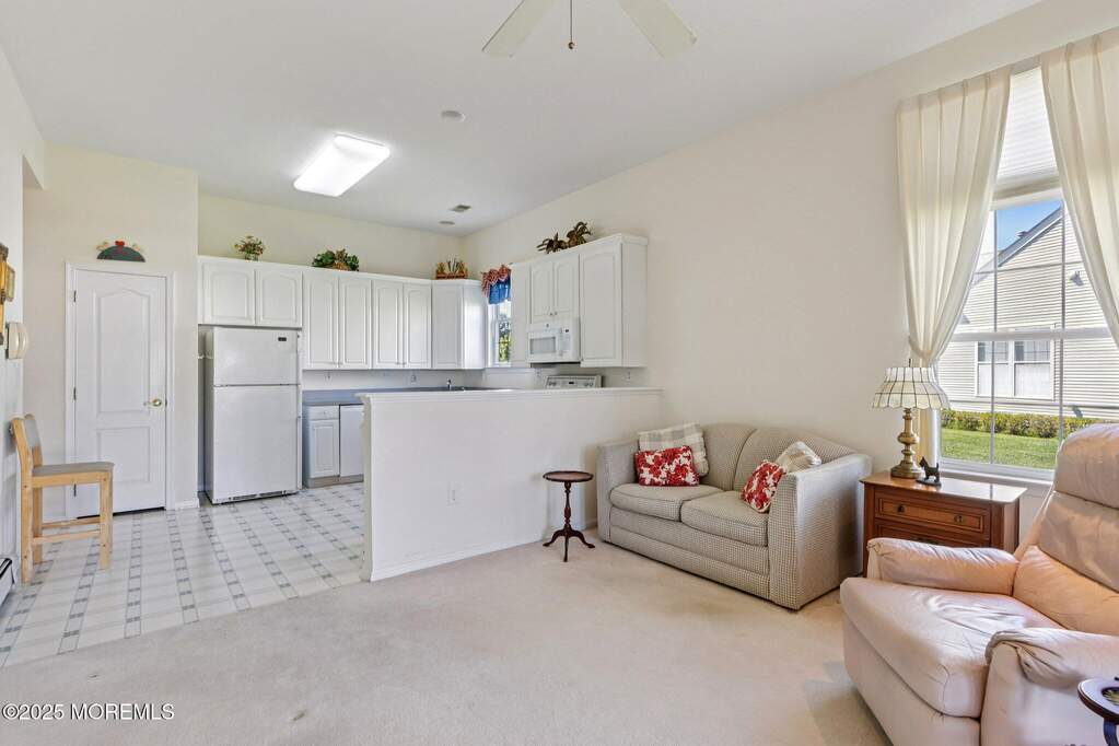 2 Bedroom Single Family Home/House's Image 13