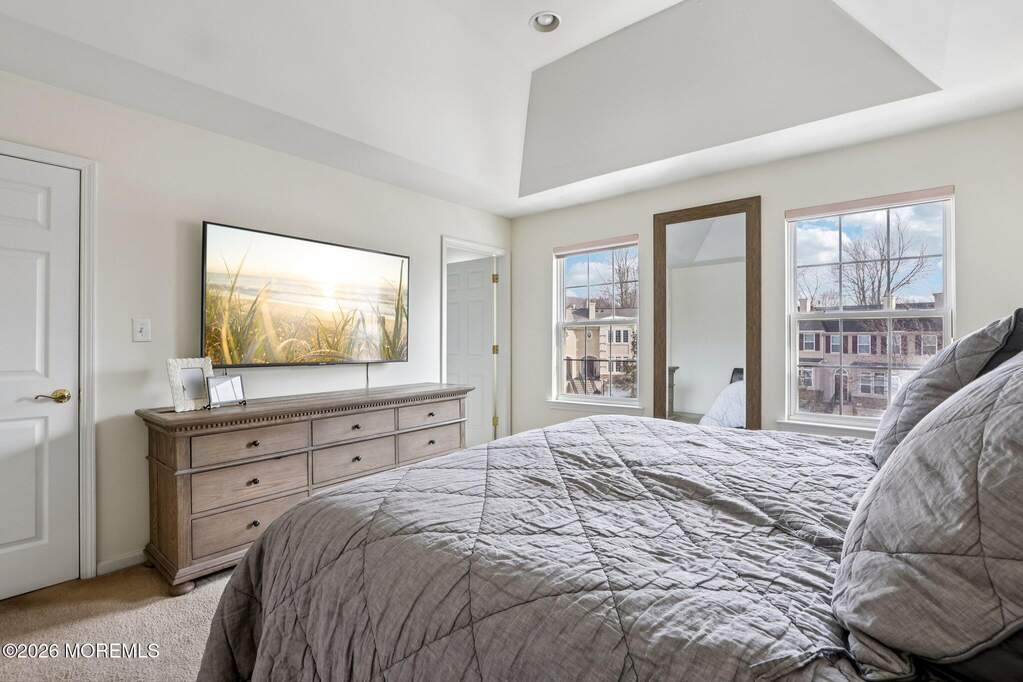 2 Bedroom Villa/Townhouse's Image 12