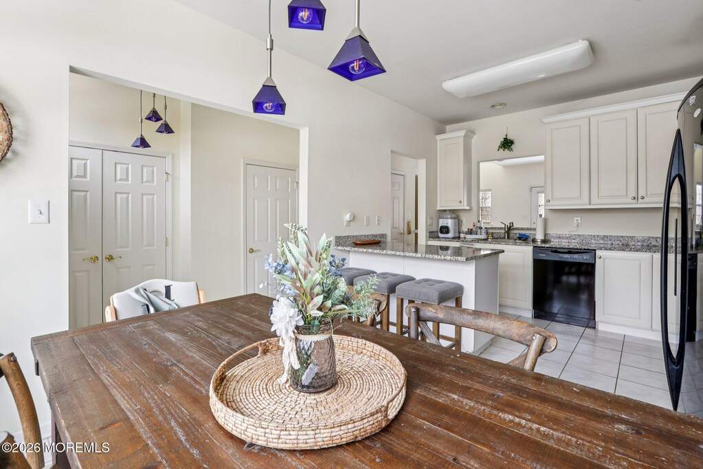 2 Bedroom Villa/Townhouse's Image 6