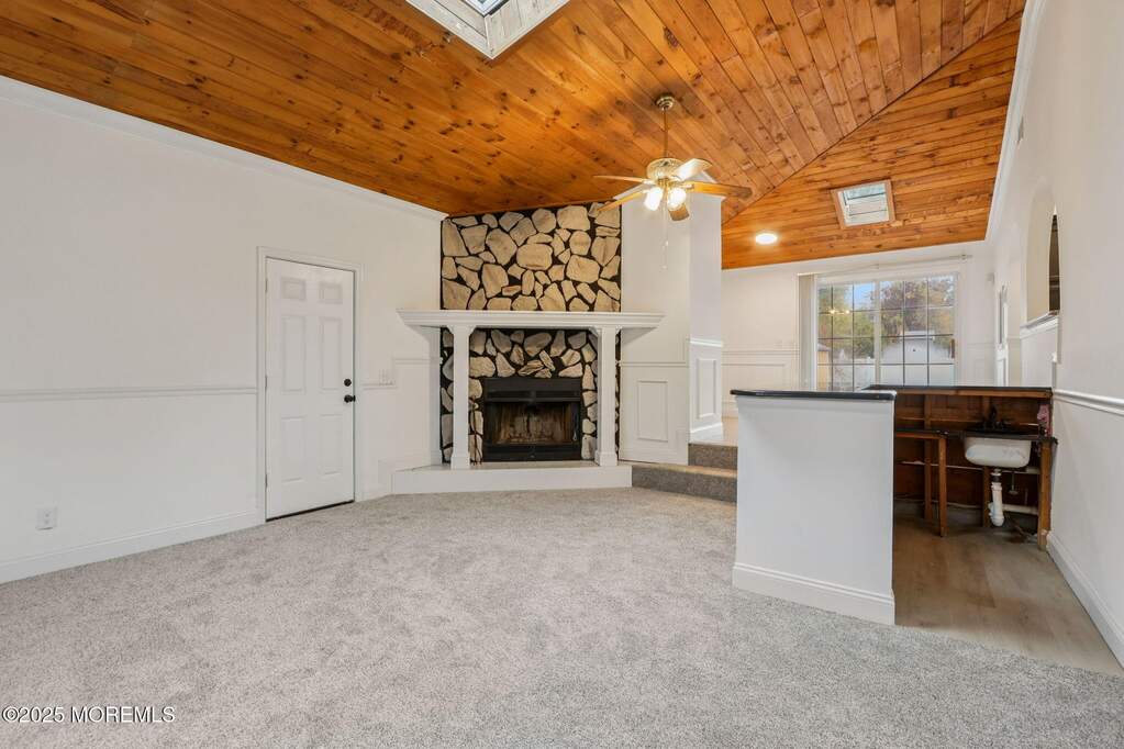 3 Bedroom Single Family Home/House's Image 13