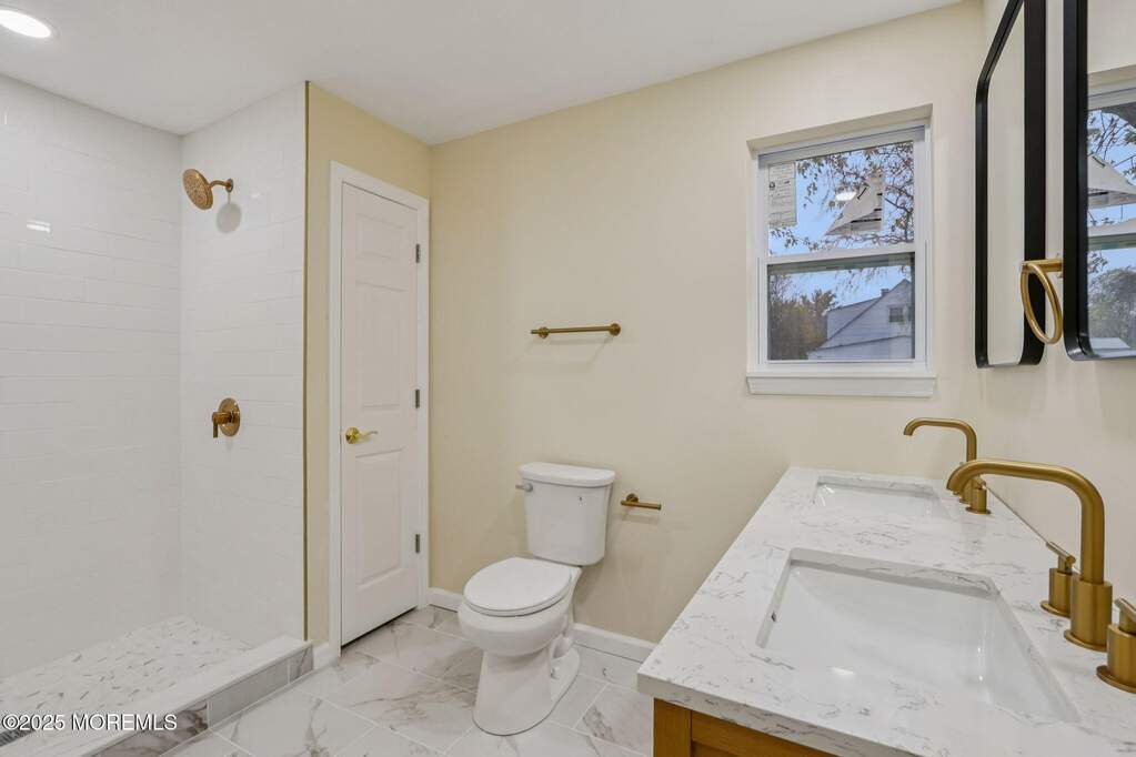 3 Bedroom Single Family Home/House's Image 22
