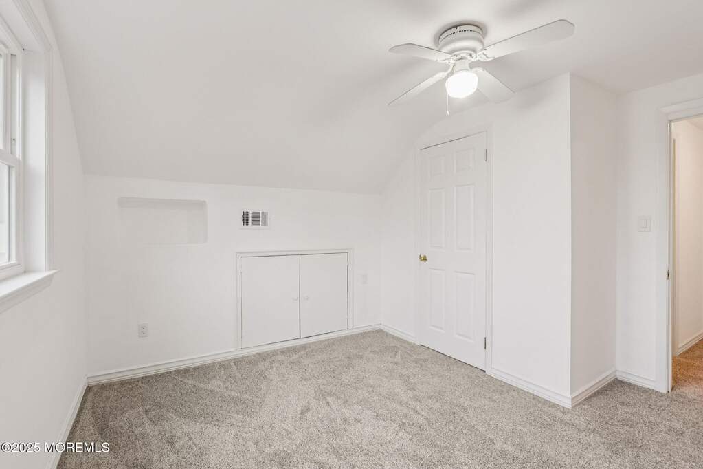 3 Bedroom Single Family Home/House's Image 27
