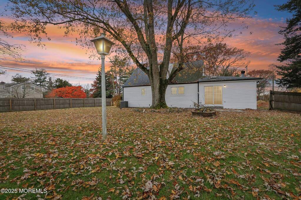 3 Bedroom Single Family Home/House's Image 41