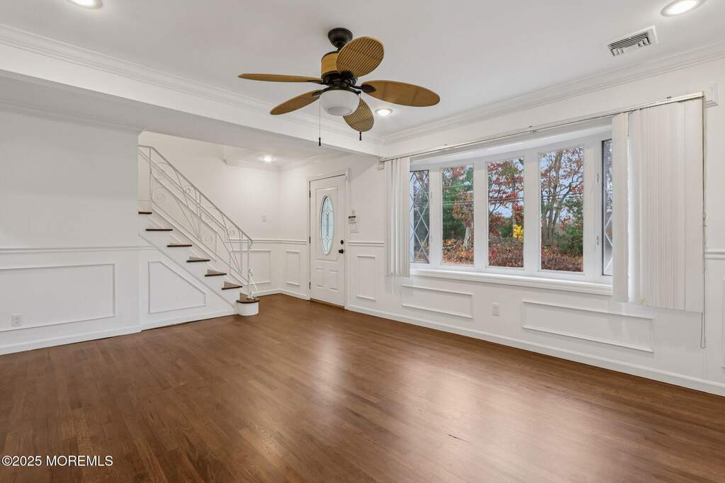 3 Bedroom Single Family Home/House's Image 3