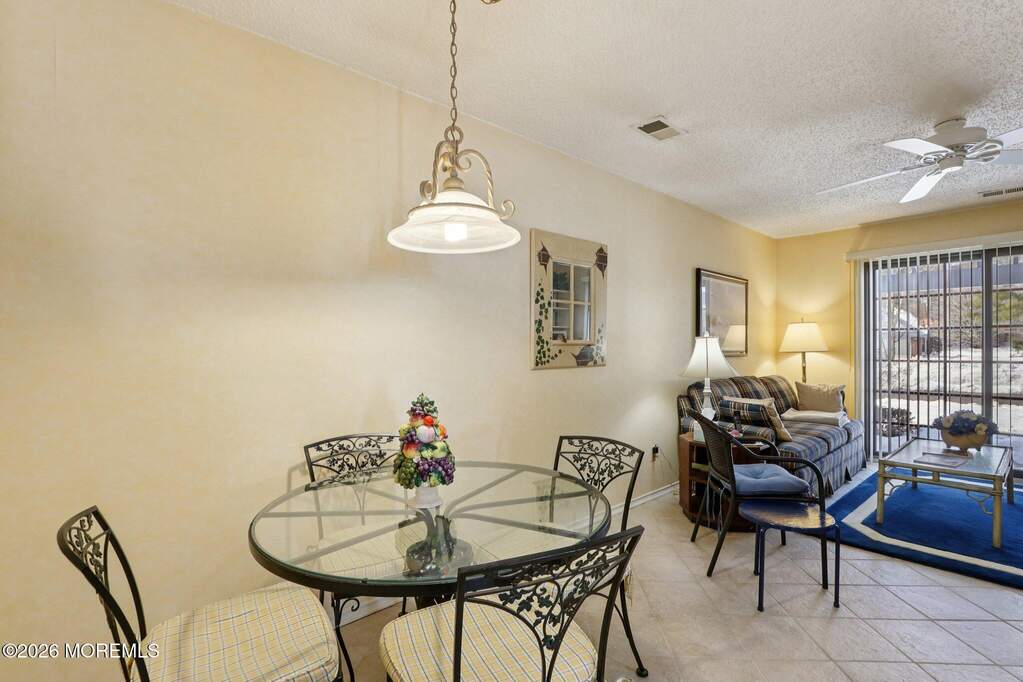 2 Bedroom Apartment/Flat's Image 15
