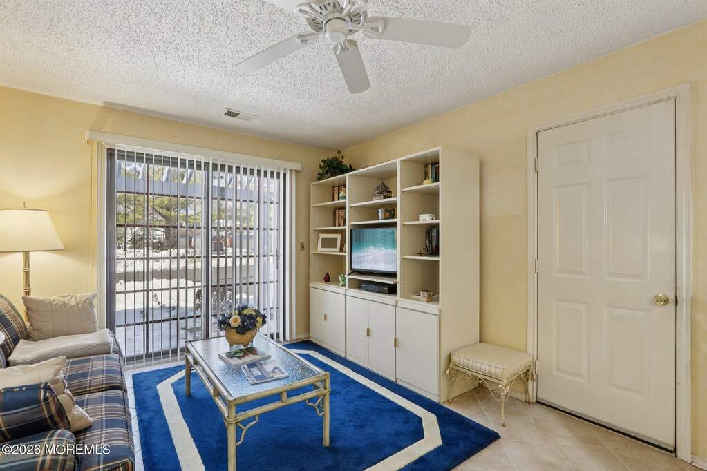 2 Bedroom Apartment/Flat's Image 16