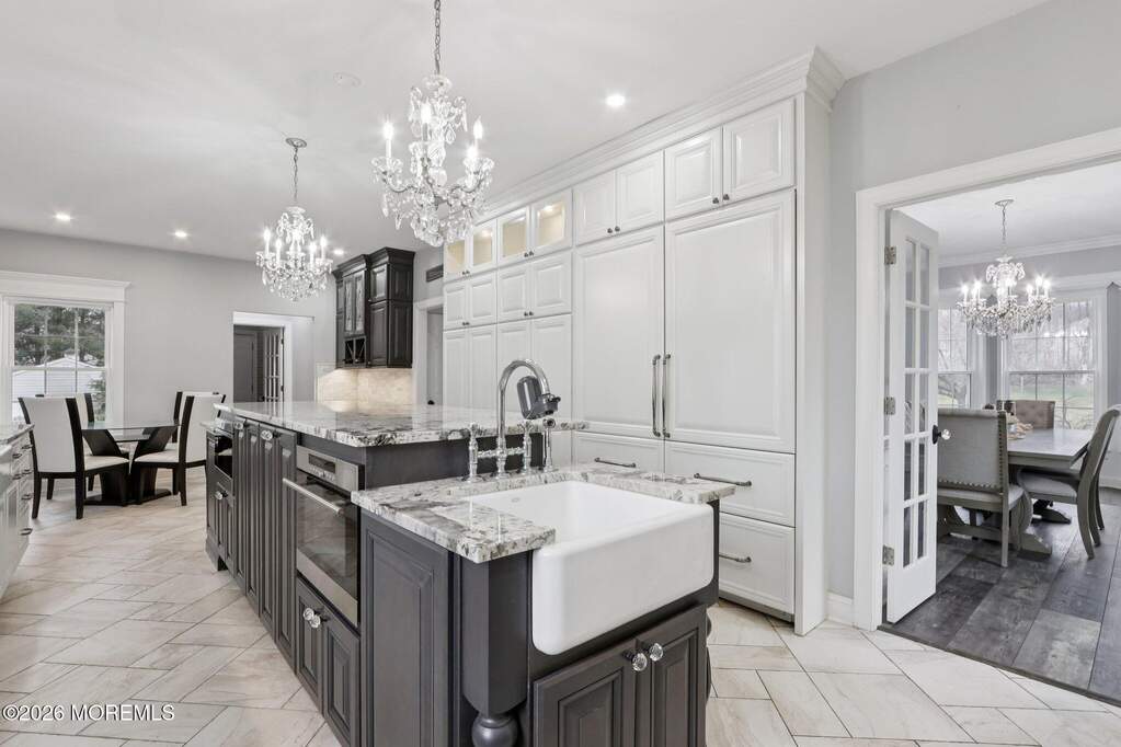 4 Bedroom Single Family Home/House's Image 7