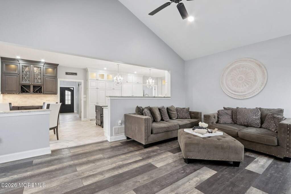 4 Bedroom Single Family Home/House's Image 22