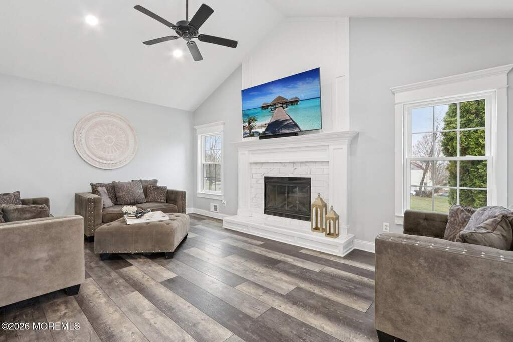 4 Bedroom Single Family Home/House's Image 24