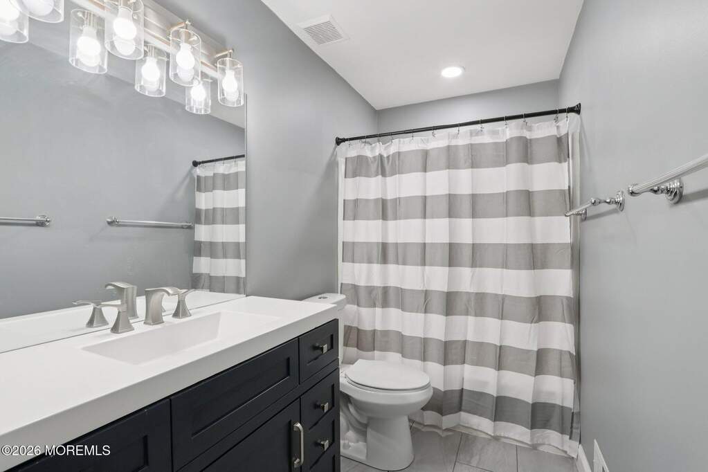 4 Bedroom Single Family Home/House's Image 36