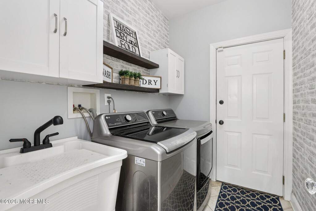 4 Bedroom Single Family Home/House's Image 41
