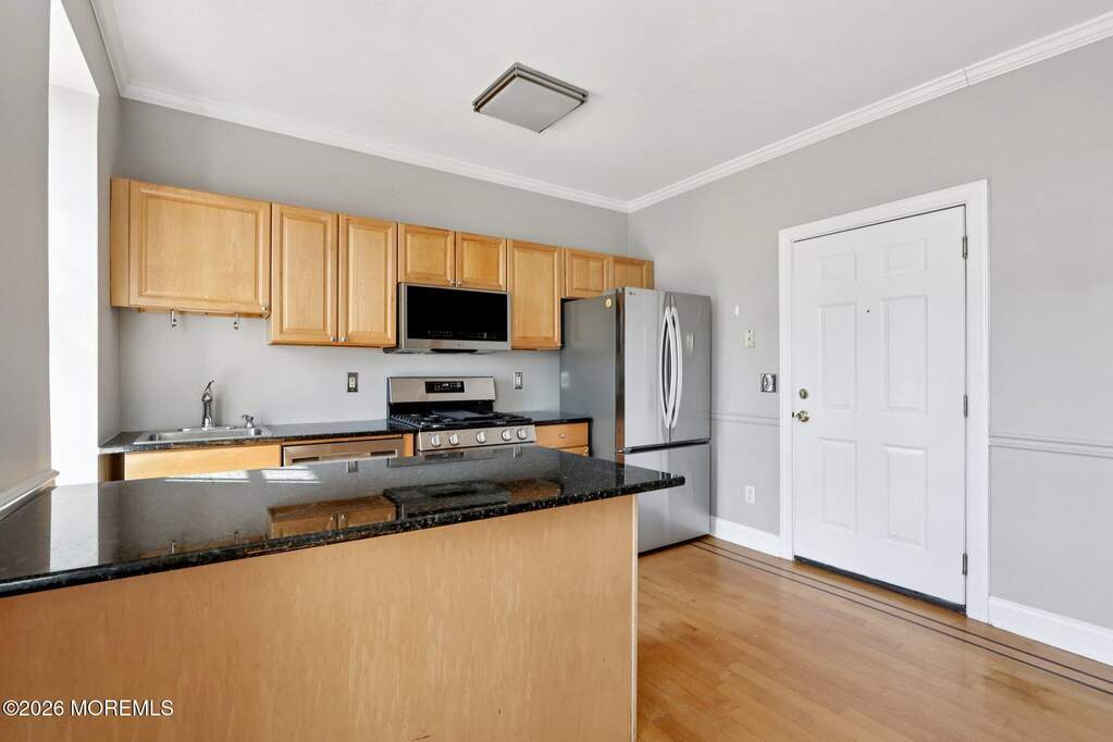 2 Bedroom Villa/Townhouse's Image 4