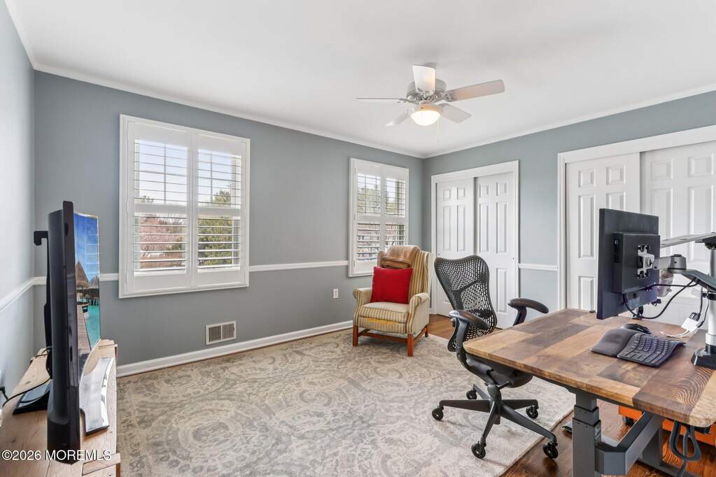4 Bedroom Single Family Home/House's Image 18
