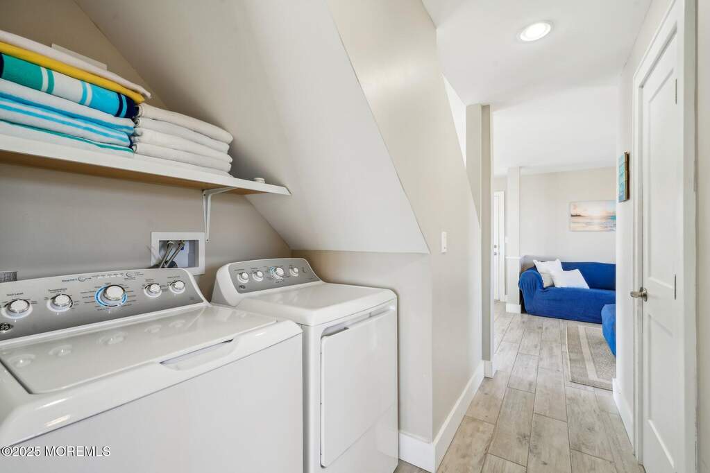 5 Bedroom Single Family Home/House's Image 11