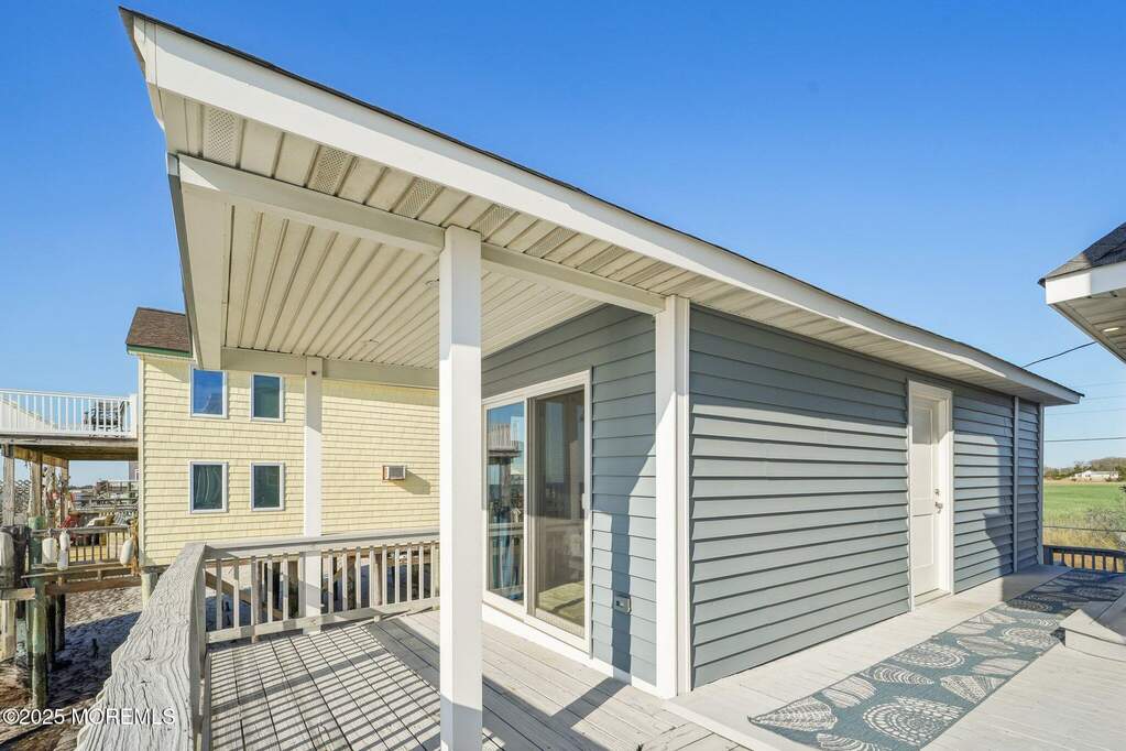 5 Bedroom Single Family Home/House's Image 23