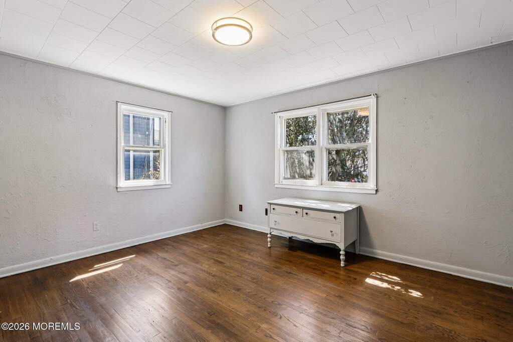 4 Bedroom Single Family Home/House's Image 8