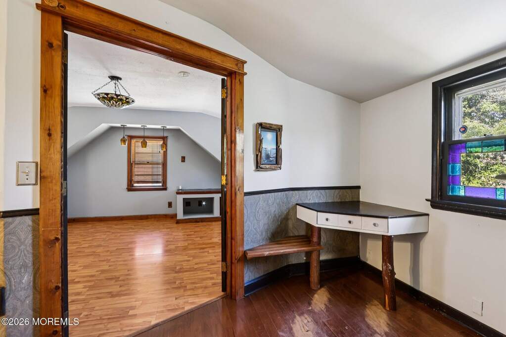 4 Bedroom Single Family Home/House's Image 10