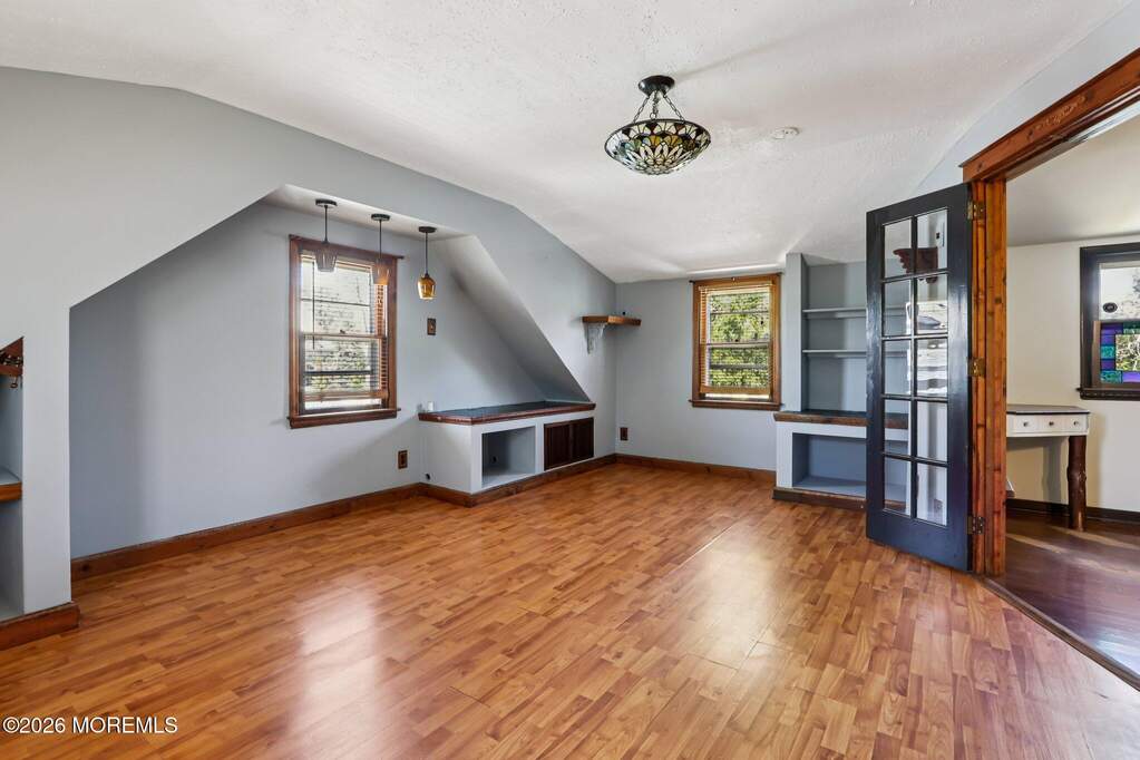 4 Bedroom Single Family Home/House's Image 13