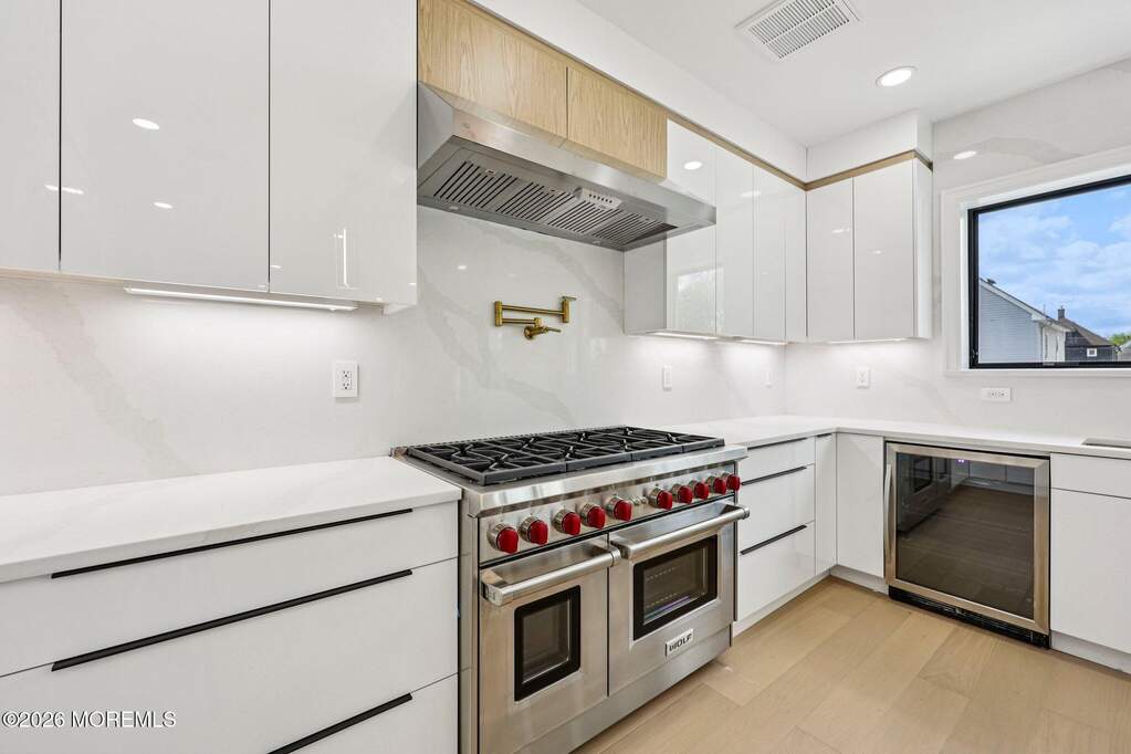4 Bedroom Single Family Home/House's Image 10