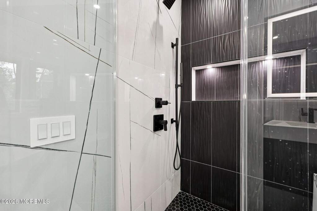 4 Bedroom Single Family Home/House's Image 12