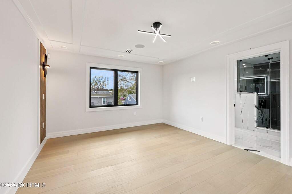 4 Bedroom Single Family Home/House's Image 18