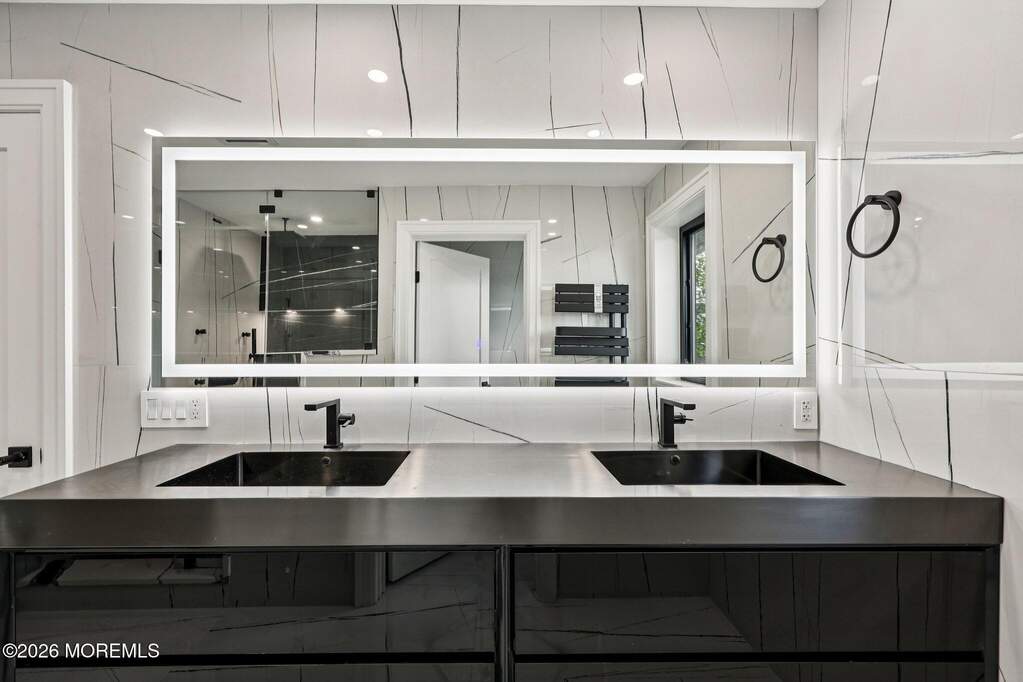 4 Bedroom Single Family Home/House's Image 23