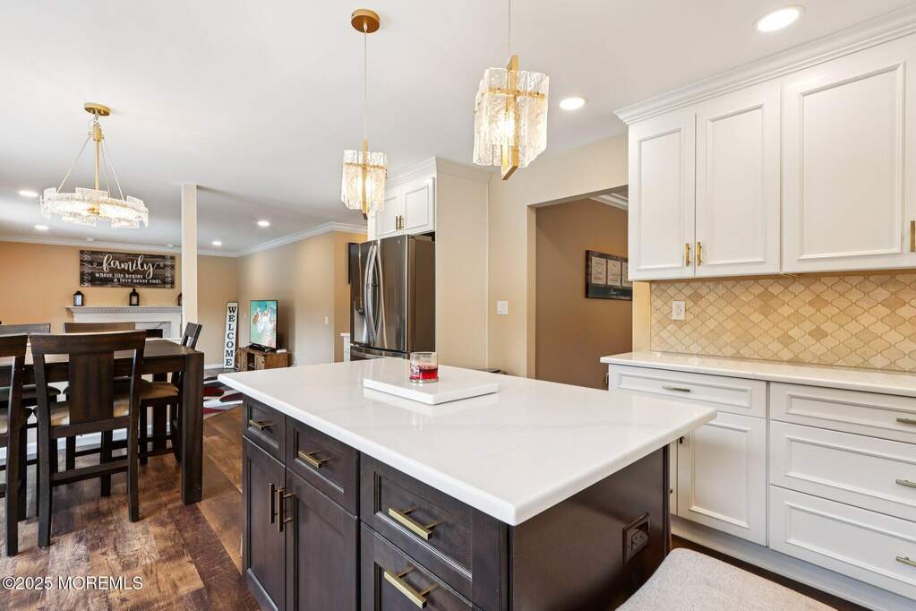 4 Bedroom Single Family Home/House's Image 15