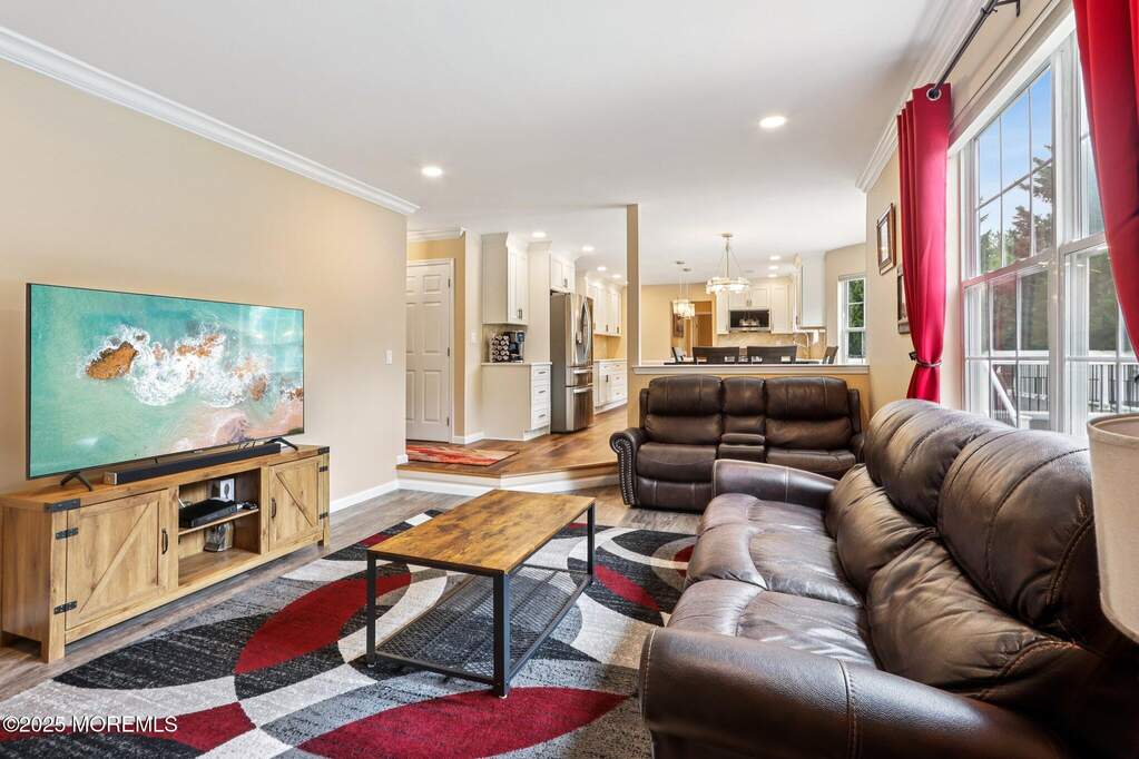 4 Bedroom Single Family Home/House's Image 20