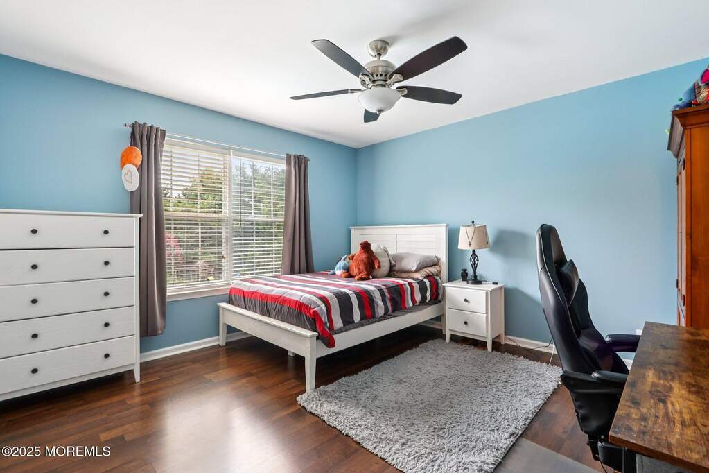 4 Bedroom Single Family Home/House's Image 32