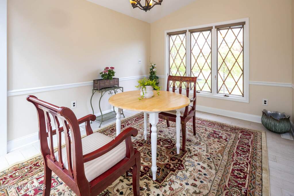 4 Bedroom Single Family Home/House's Image 15