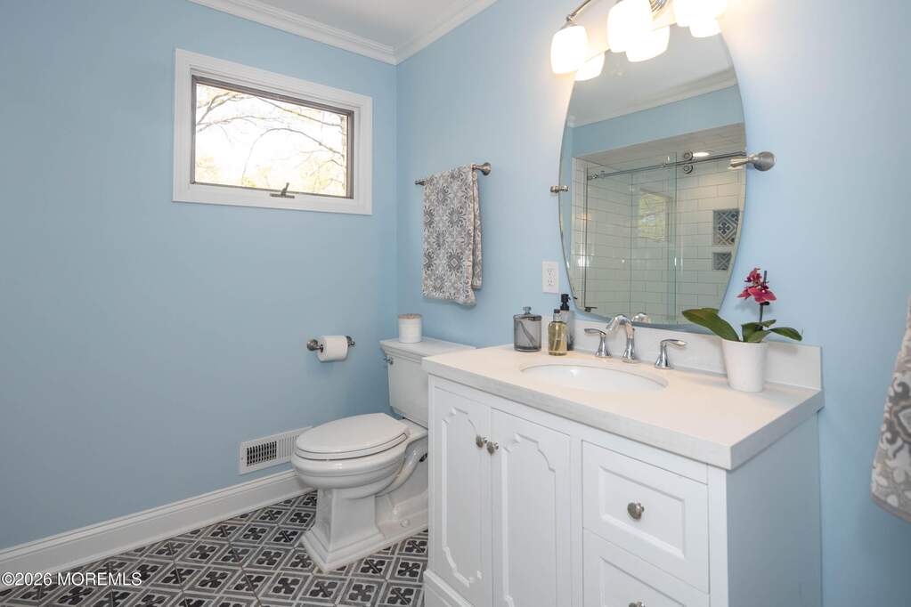 4 Bedroom Single Family Home/House's Image 25