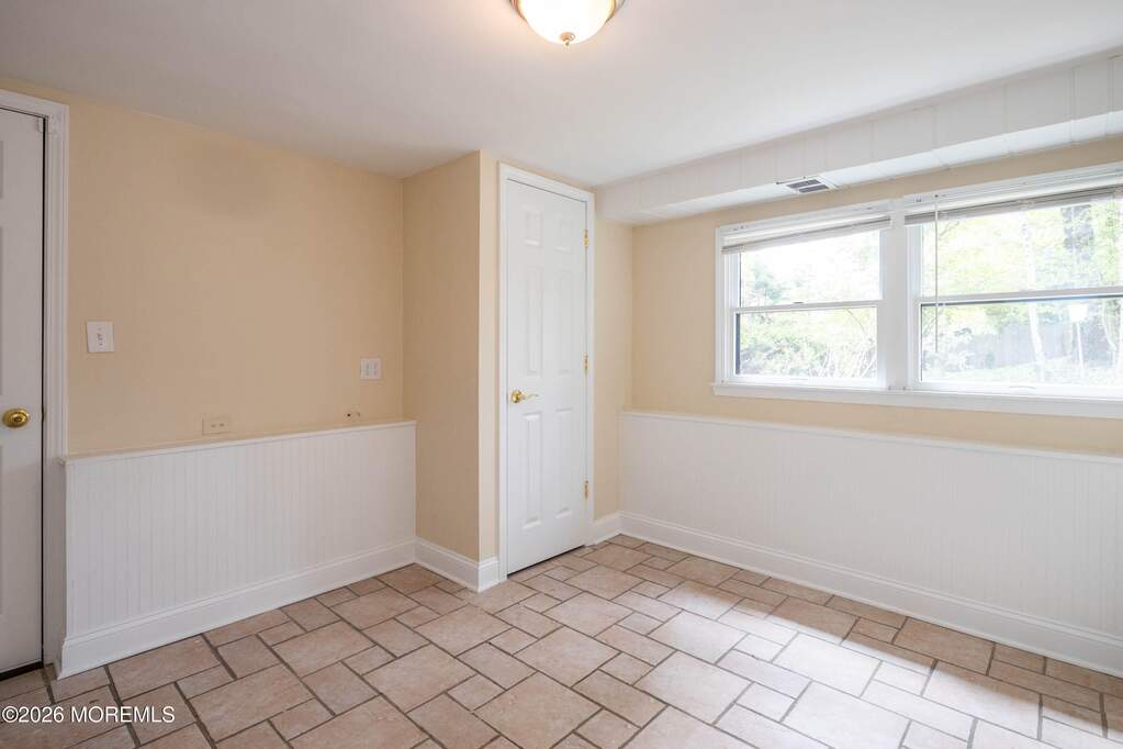 4 Bedroom Single Family Home/House's Image 28