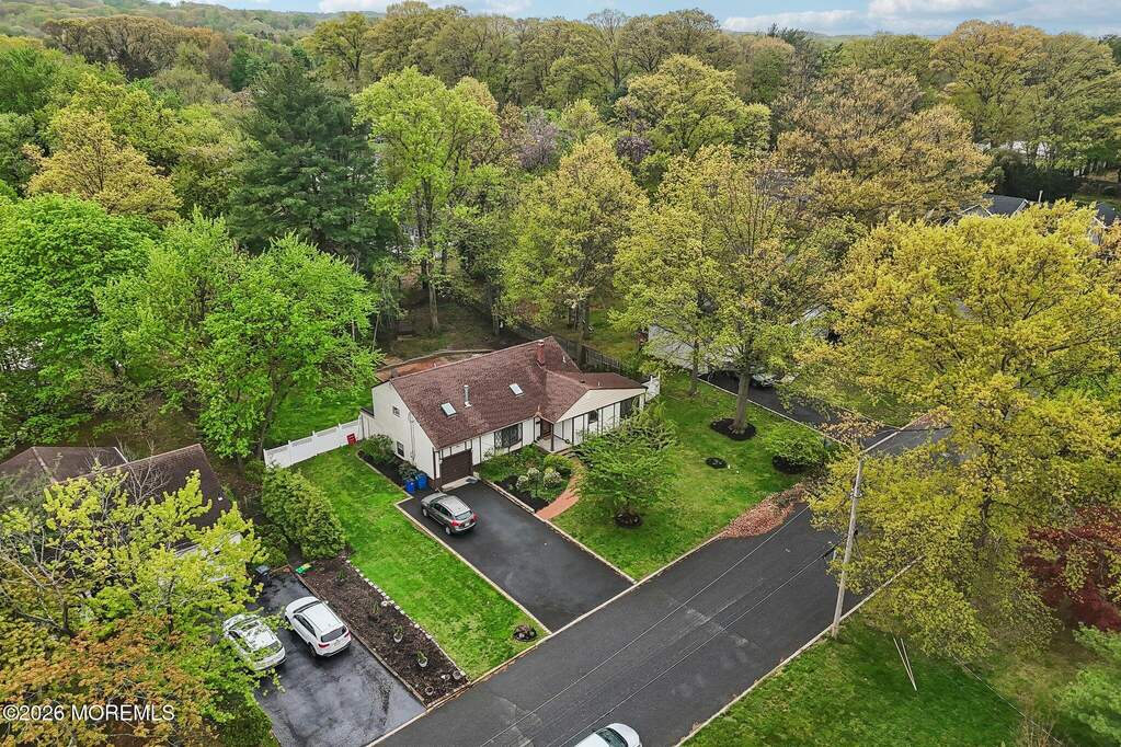 4 Bedroom Single Family Home/House's Image 40