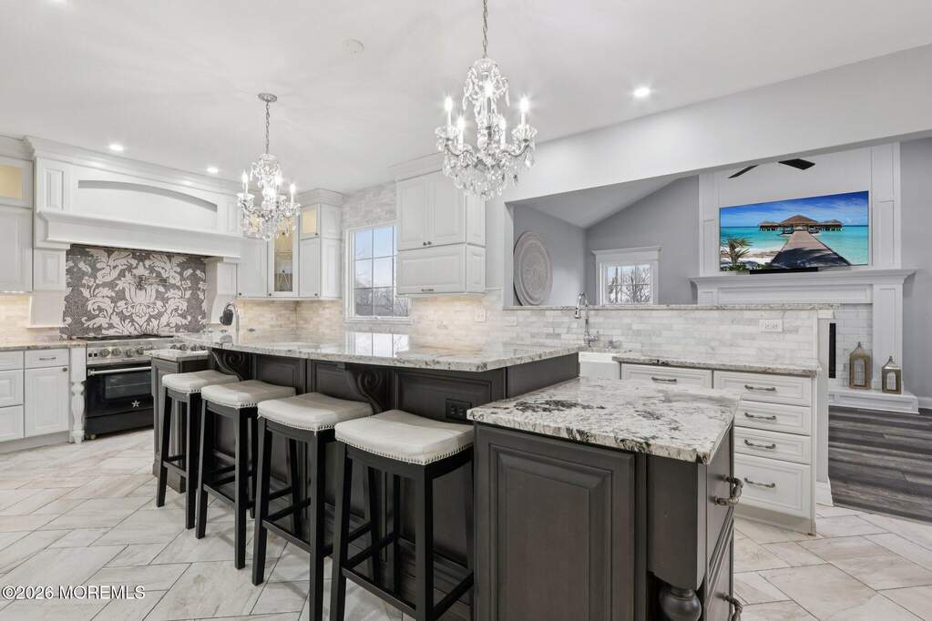 4 Bedroom Single Family Home/House's Image 11