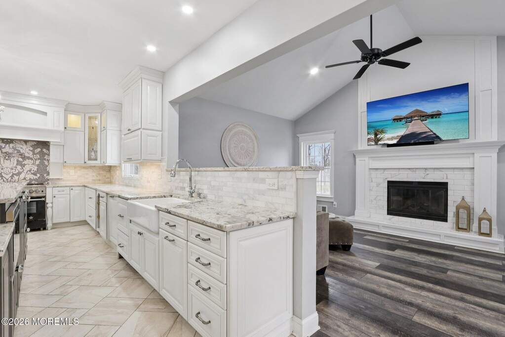 4 Bedroom Single Family Home/House's Image 13